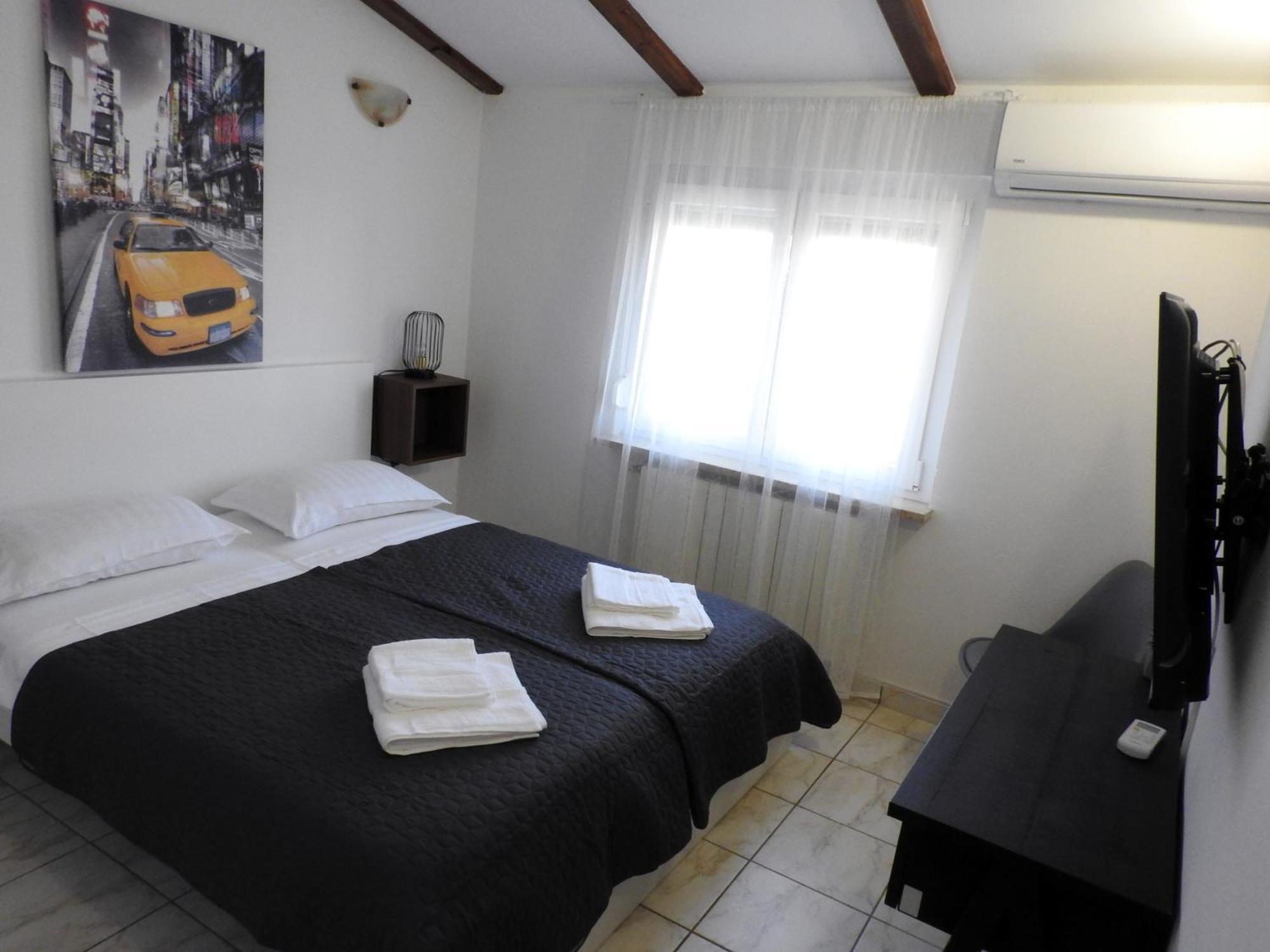 Apartman Ines- Stinjan Pula Dış mekan fotoğraf